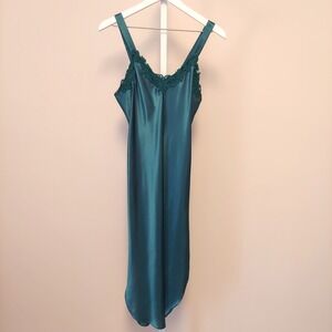 Intimate Affair California Vintage Green Satin Lace Trim Chemise Nightgown Small